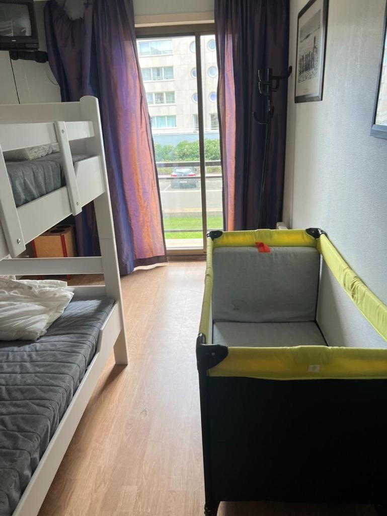 Ruim, Lichtrijk Appartement Met Groot Terras Uitstekend Gelegen In De Panne Esterno foto